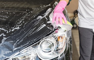 Car-waxing-382x242